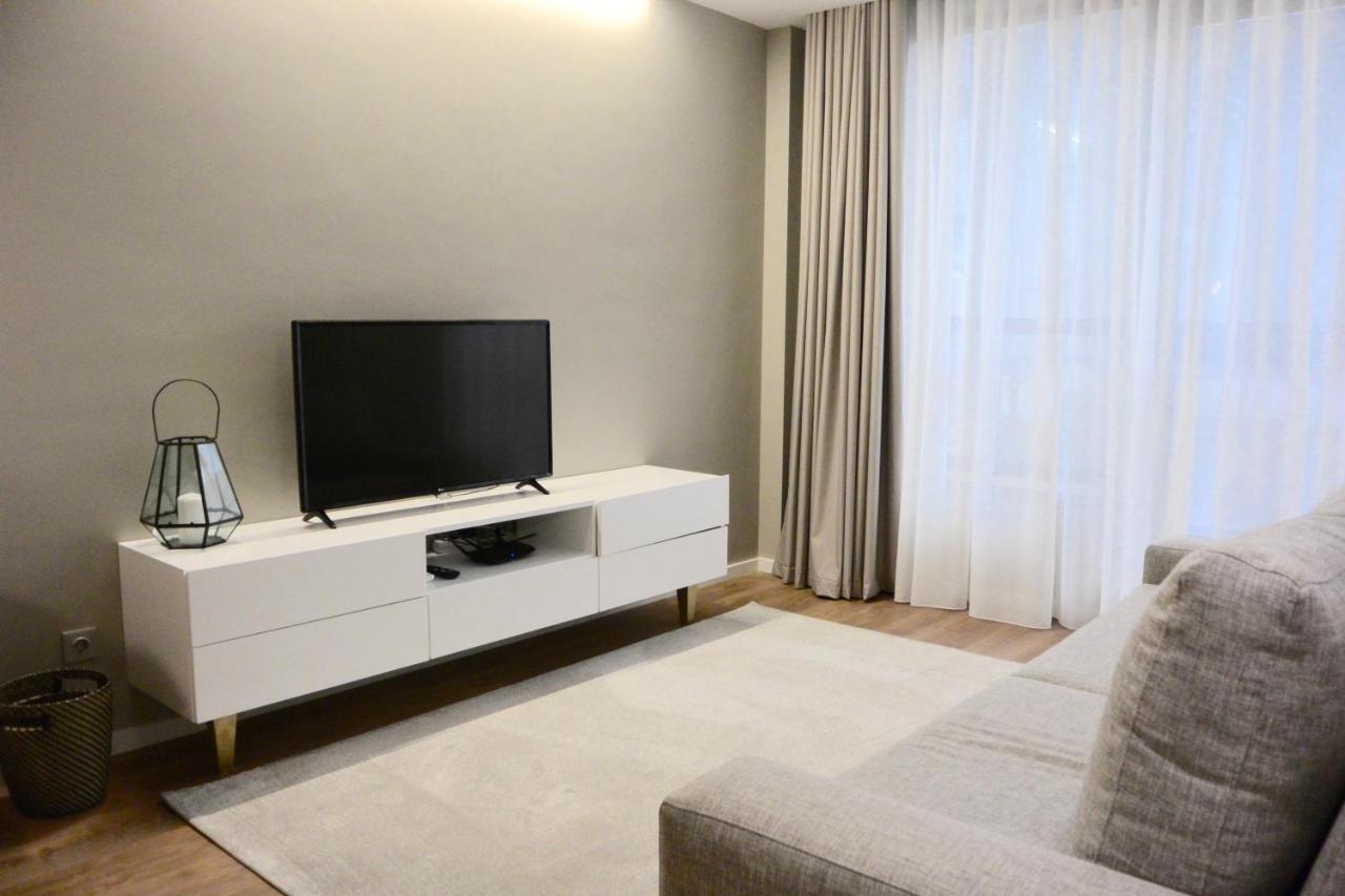 Lf Alfazema, By Flat In Oporto